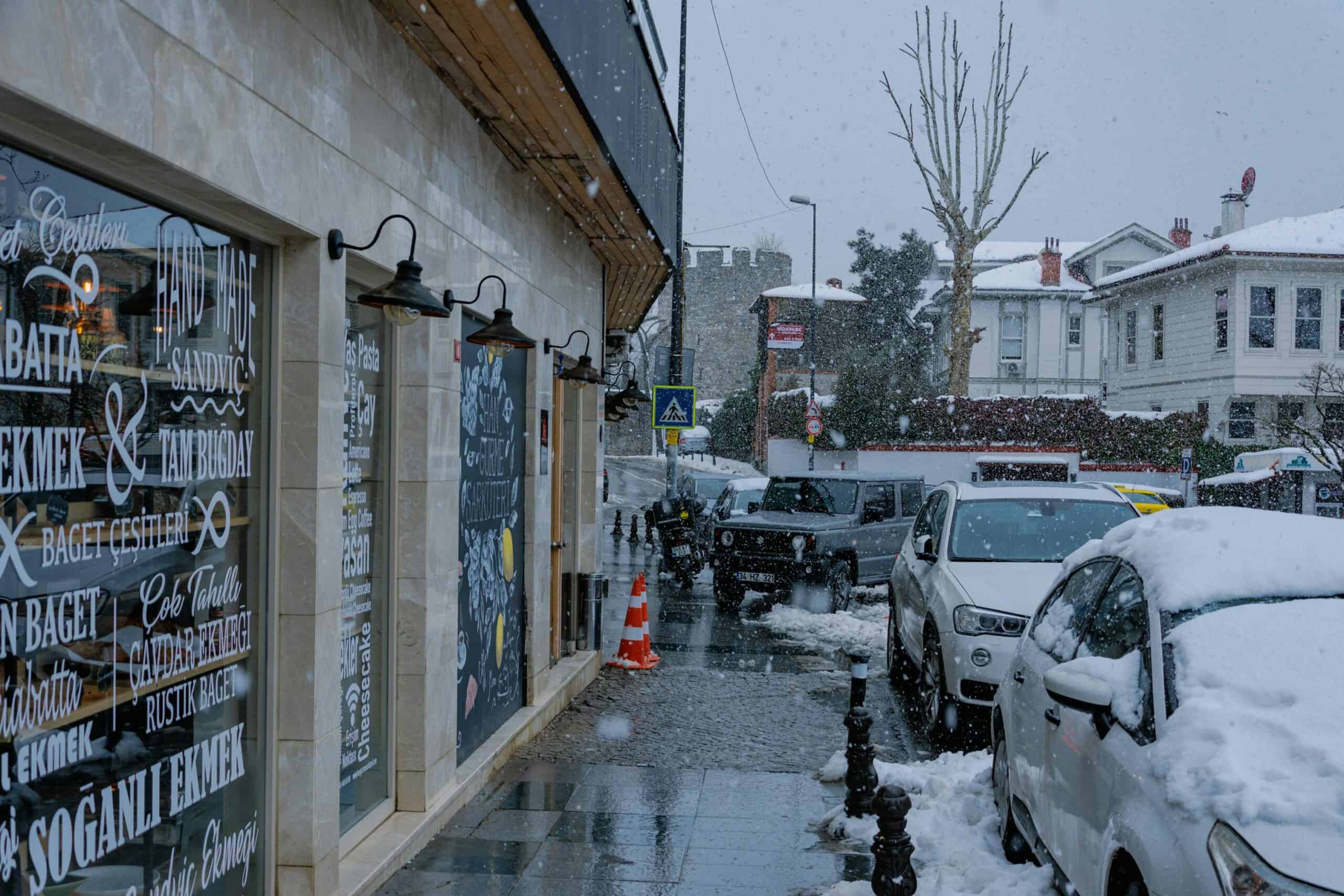 snow cleared outside retail property